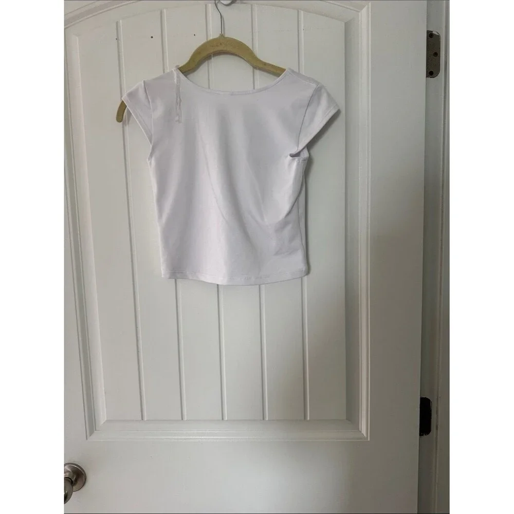 Justice simple white